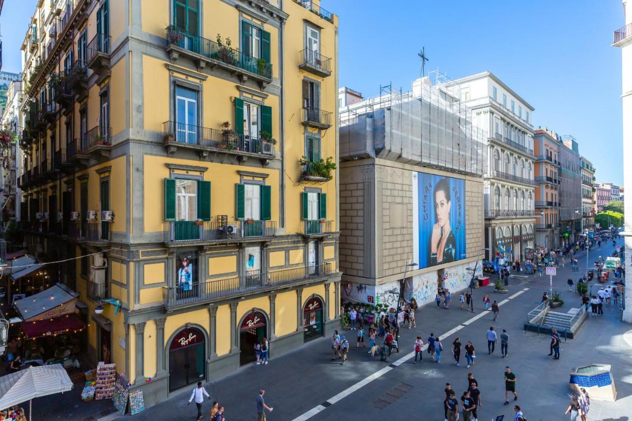 Toledo Stylish Apartments By Wonderful Italy 나폴리 외부 사진