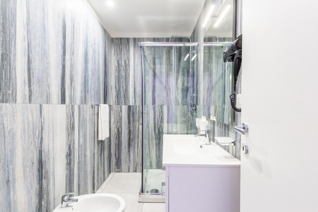 Toledo Stylish Apartments By Wonderful Italy 나폴리 외부 사진