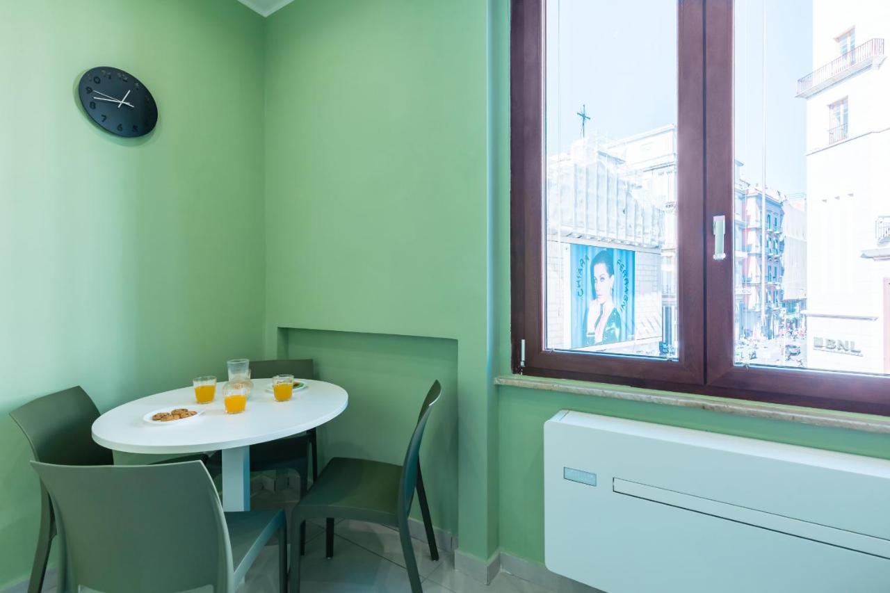 Toledo Stylish Apartments By Wonderful Italy 나폴리 외부 사진