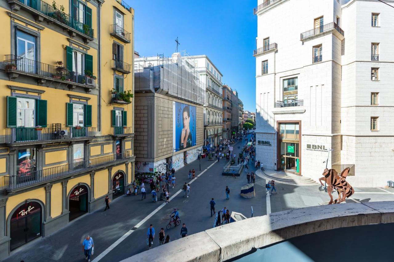 Toledo Stylish Apartments By Wonderful Italy 나폴리 외부 사진