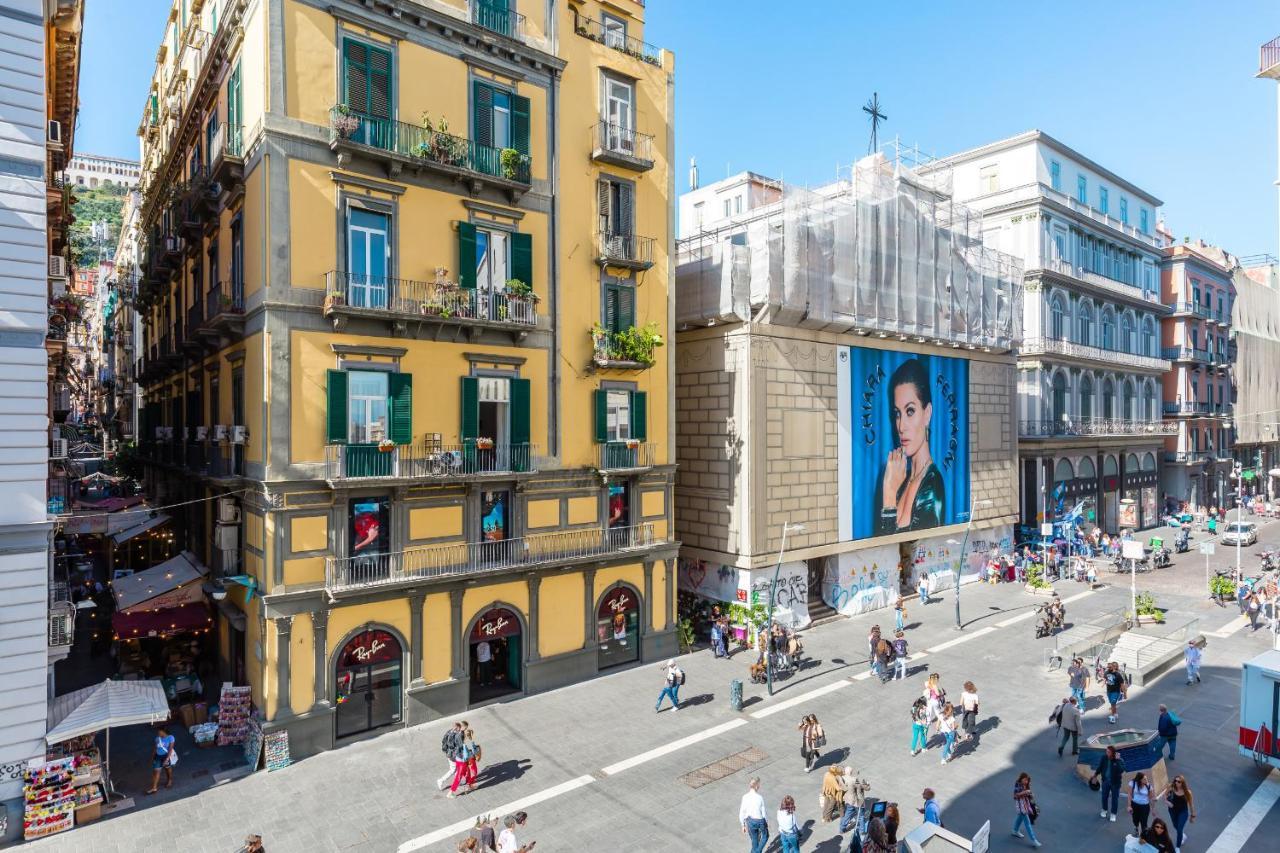 Toledo Stylish Apartments By Wonderful Italy 나폴리 외부 사진